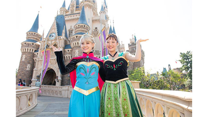 公式サイト掲載の仮装イメージ／東京ディズニーリゾート ©Disney：ディズニーのハロウィーン、仮装できない期間がある？ 2026年は日付を先にチェック